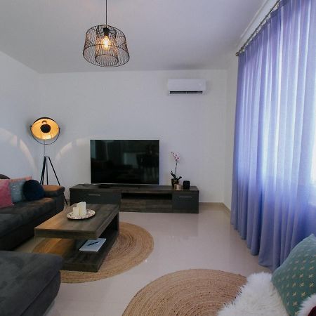 טרוגיר Luxury Apartment Di מראה חיצוני תמונה