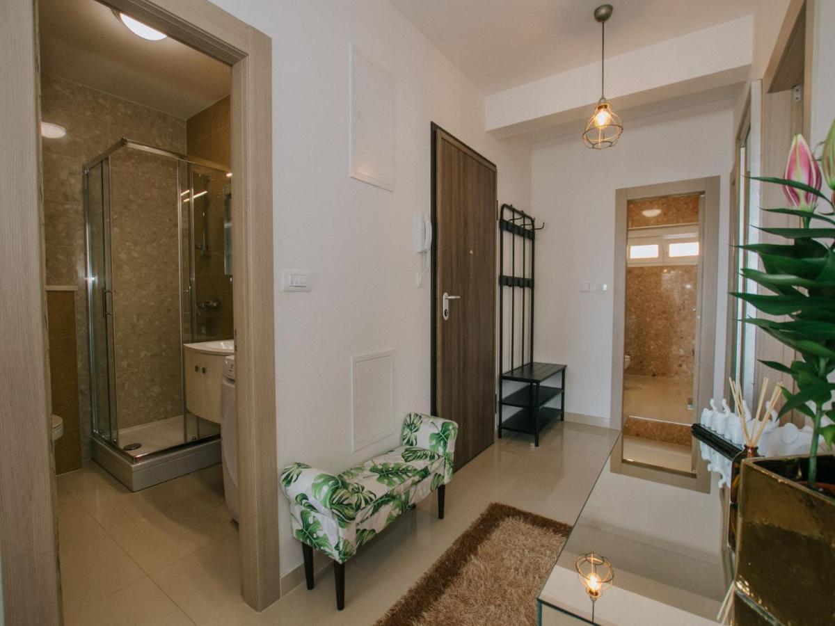 טרוגיר Luxury Apartment Di מראה חיצוני תמונה